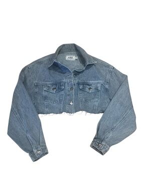 ONE ABOVE ANOTHER Women’s Light Wash Raw Frayed Hem Cropped Denim Jacket Size 6